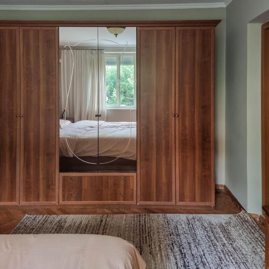 Tirana Center Cozy Apartment エクステリア 写真