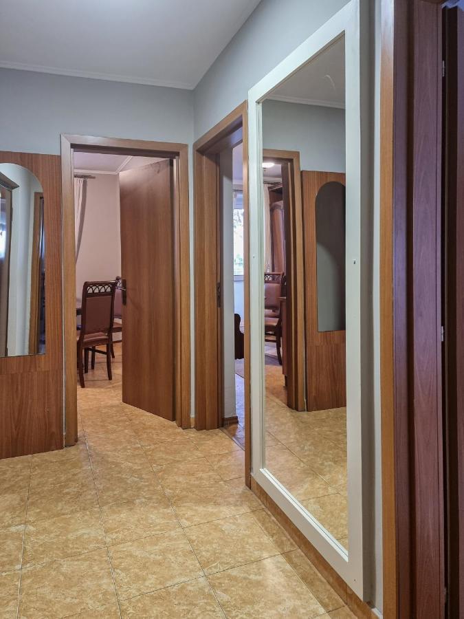 Tirana Center Cozy Apartment エクステリア 写真
